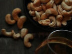 Hawkhead Whisky Smoked Glazed Cashew Nuts (65g) additional 2