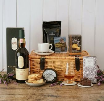 Lagavulin Whisky Gift Hamper