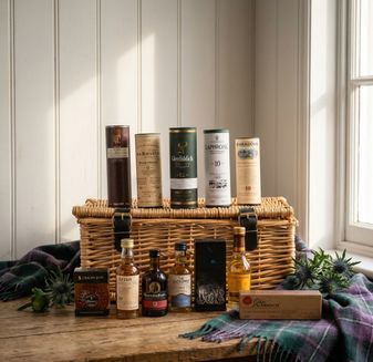 'Whisky Galore' Scottish Whisky Hamper