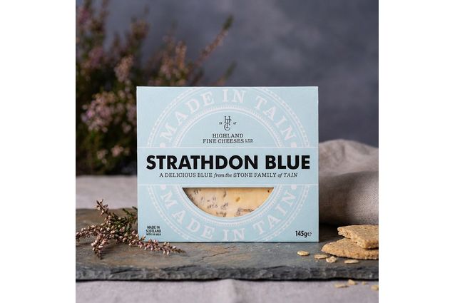 Highland Fine Cheese Strathdon Blue (145g)